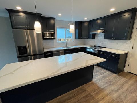 Tiny photo for 365 Bay Street, SAN JOSE, CA 95123 (MLS # ML82029731)