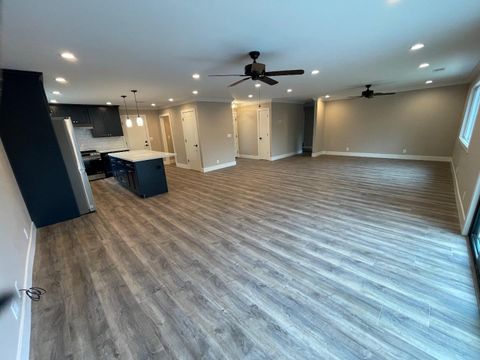 Tiny photo for 365 Bay Street, SAN JOSE, CA 95123 (MLS # ML82029731)