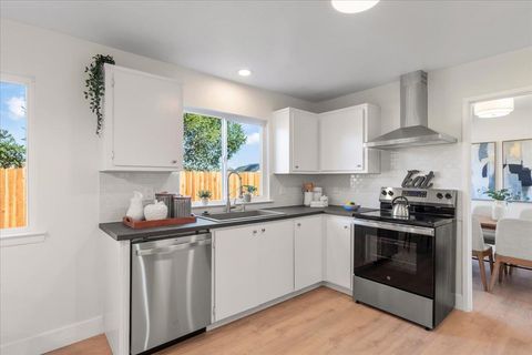 Tiny photo for 1968 Chardonnay Drive, OAKLEY, CA 94561 (MLS # ML82026168)