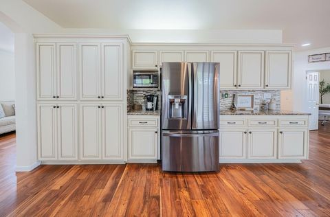 Tiny photo for 1818 Lancashire Drive, Salinas, CA 93906 (MLS # ML82028097)