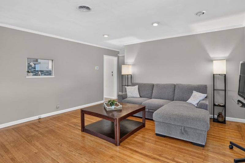 1412 Lassen Street