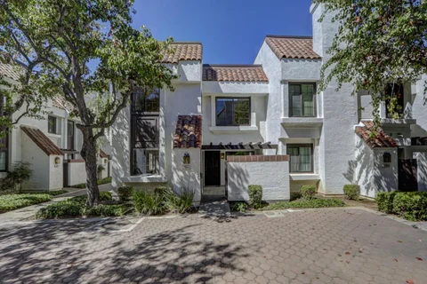 MLS: ML82060561