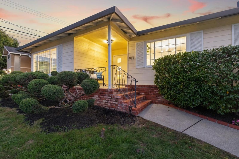 911 Tioga Drive