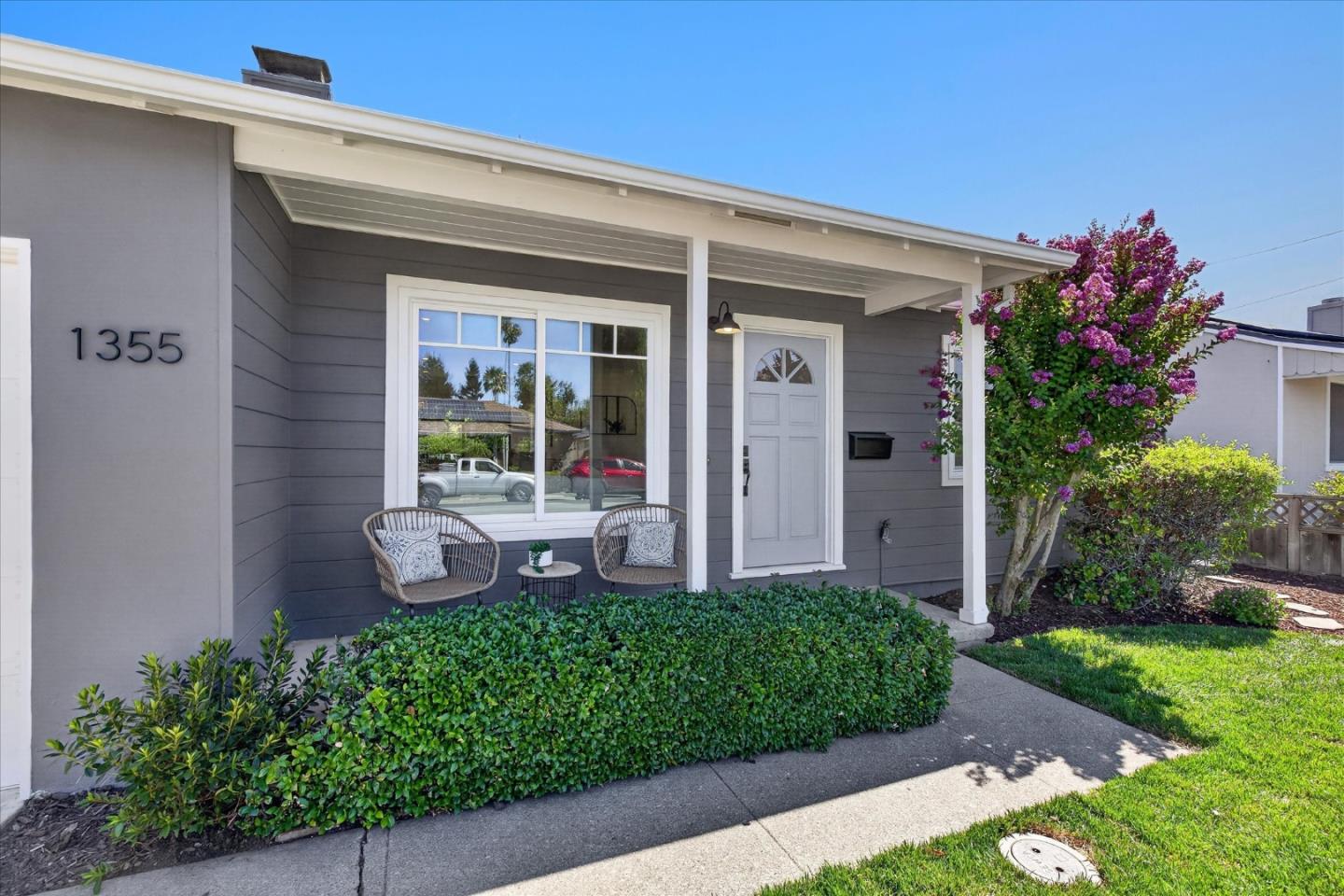 1355 Sierra Street