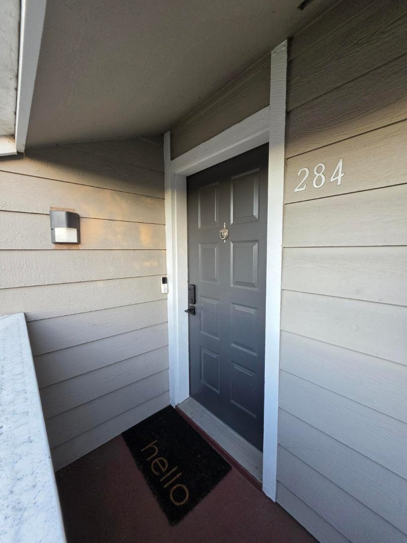 284 Stonegate Circle