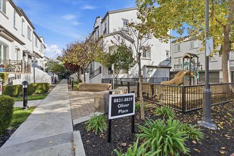 Photo of 8831 Oliver Place, DUBLIN, CA 94568 (MLS # ML82030500)