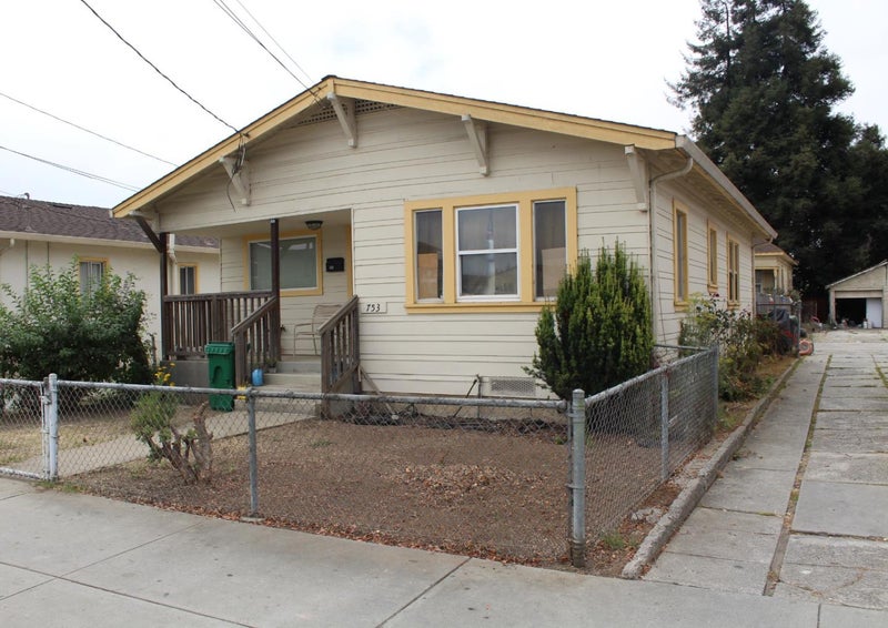747 Rodriguez Street