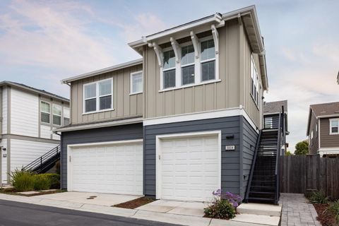 Tiny photo for 3004 Lighthouse Lane, MARINA, CA 93933 (MLS # ML82036014)