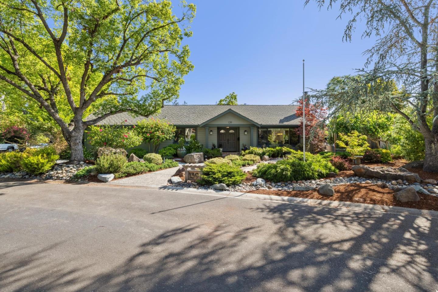 139 Old Orchard Drive