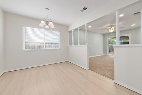 Tiny photo for 5576 Sunny Oaks Drive, SAN JOSE, CA 95123 (MLS # ML82036876)