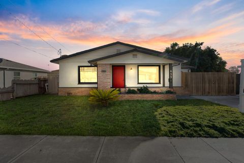 653 South Street HOLLISTER CA 95023