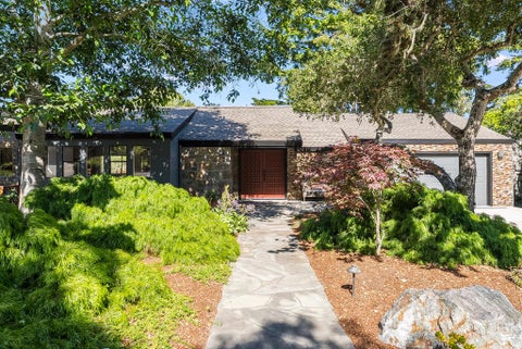 Photo of 315 Camino Al Barranco, WATSONVILLE, CA 95076 (MLS # ML82048191)