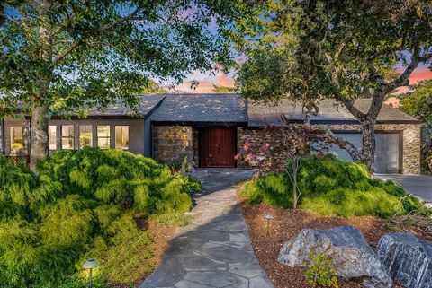 Photo of 315 Camino Al Barranco, WATSONVILLE, CA 95076 (MLS # ML82048191)