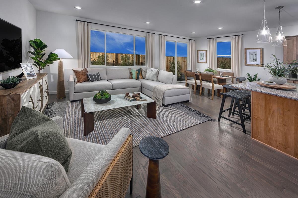 321 Tall Grass Way