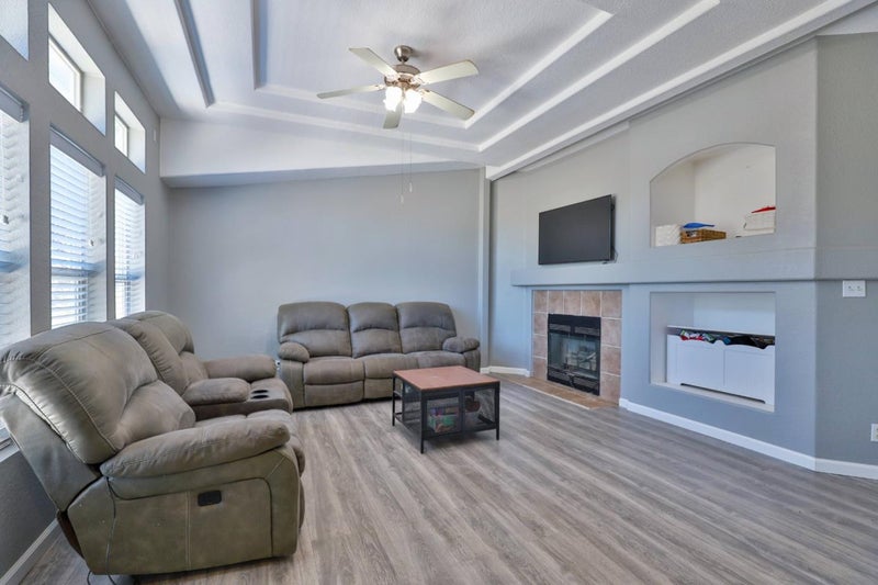 7242 Da Lee Road