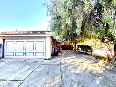 1752 Duffy Way, San Jose, CA 95116 - #: ML82029715