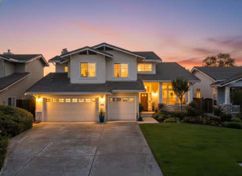 Photo of 1405 Casablanca Circle, GILROY, CA 95020 (MLS # ML82056129)