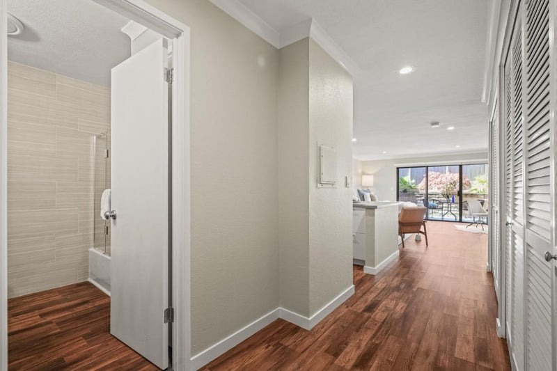 1685 Bayridge Way 203