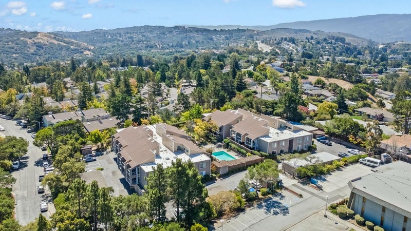 1685 Bayridge Way 203