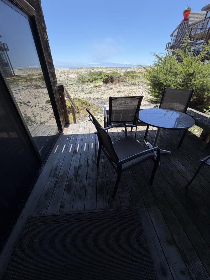 73 Pelican Point