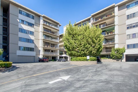 Photo of 50 Mounds Road #105, SAN MATEO, CA 94402 (MLS # ML82051828)