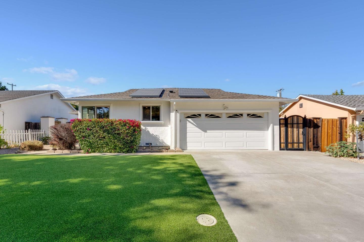 1391 Ridgewood Drive