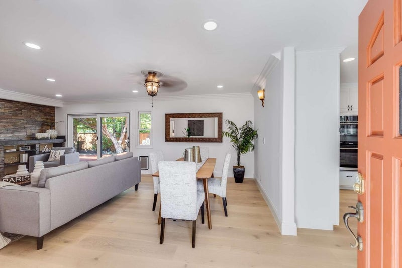 1391 Ridgewood Drive