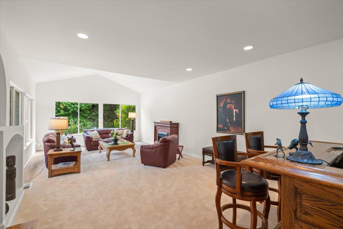 8103 Crestview Court