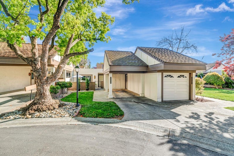 6094 Montgomery Court