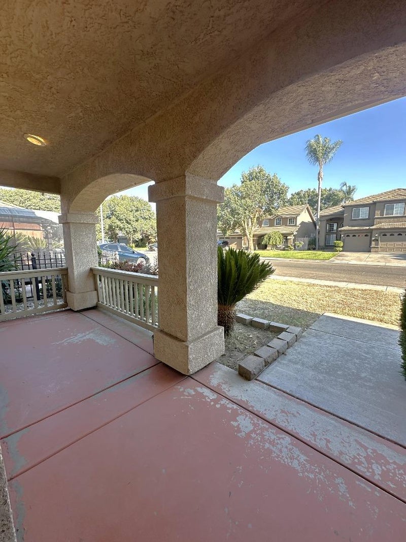 2613 Medinah Court