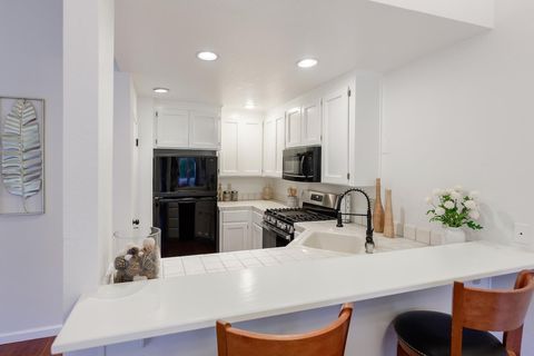 Tiny photo for 132 Arabian Way, SCOTTS VALLEY, CA 95066 (MLS # ML82030172)