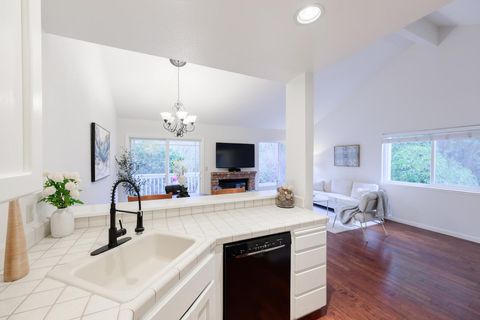 Tiny photo for 132 Arabian Way, SCOTTS VALLEY, CA 95066 (MLS # ML82030172)