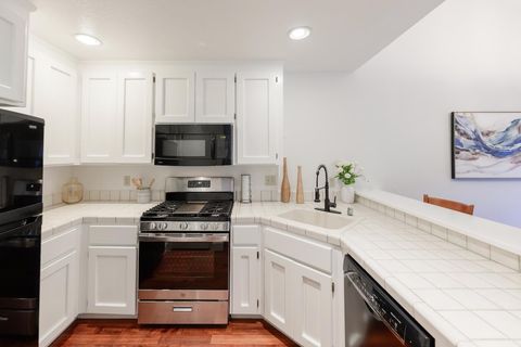 Tiny photo for 132 Arabian Way, SCOTTS VALLEY, CA 95066 (MLS # ML82030172)