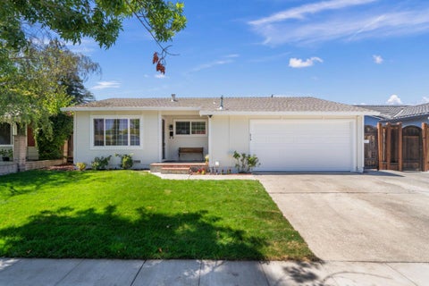 Photo of 679 Torreya Avenue, SUNNYVALE, CA 94086 (MLS # ML82056488)