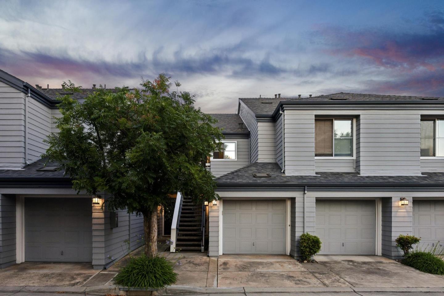 1741 Parkview Green Circle