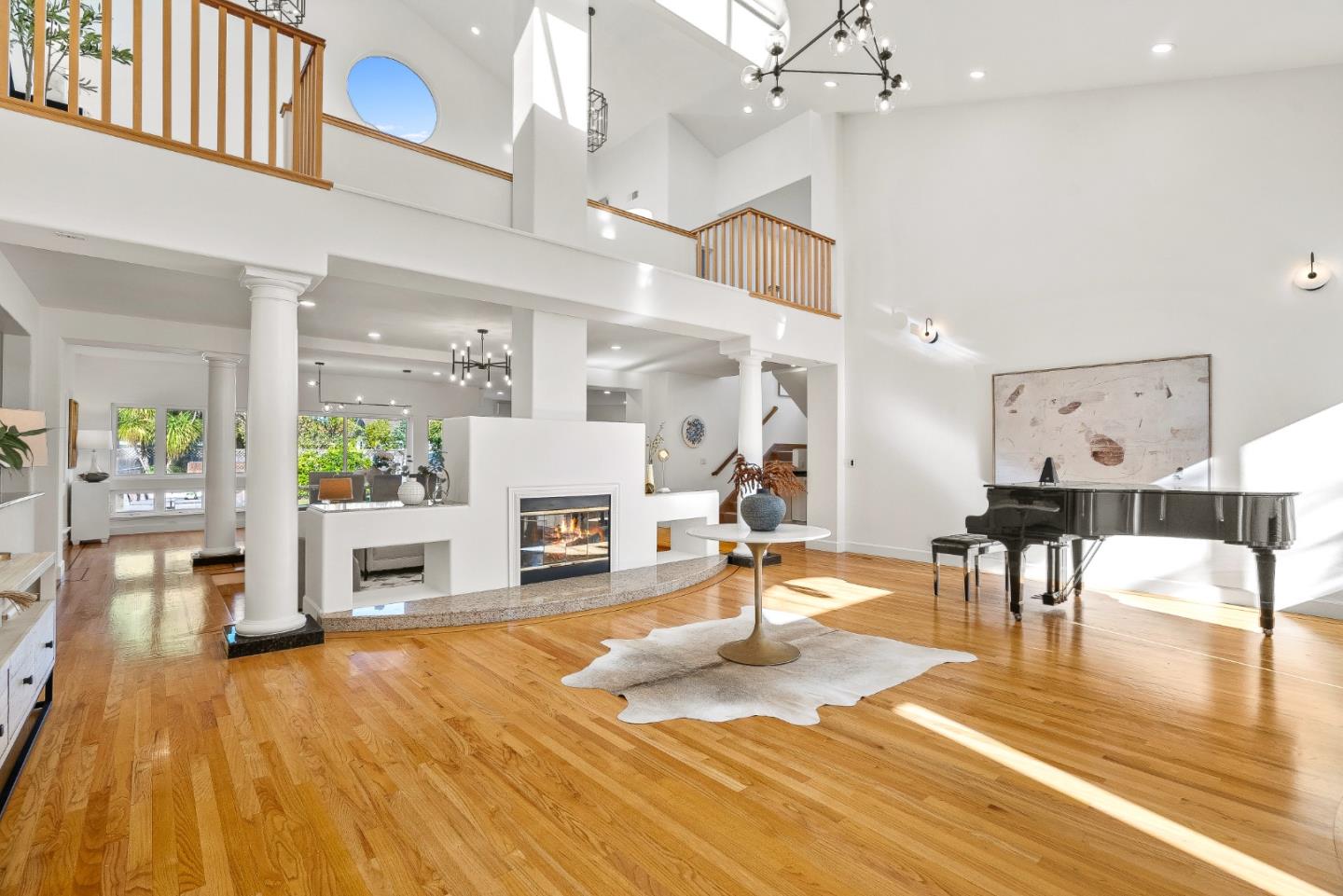 325 East Oakwood Boulevard