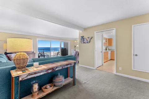 22130 E Cliff Drive Unit 2D, Santa Cruz, CA 95062 - MLS#: ML81998876