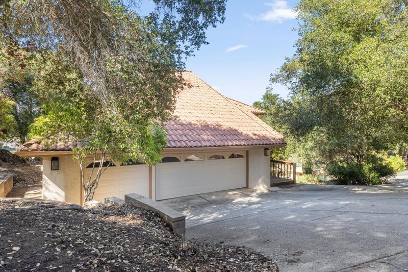 17710 Holiday Drive