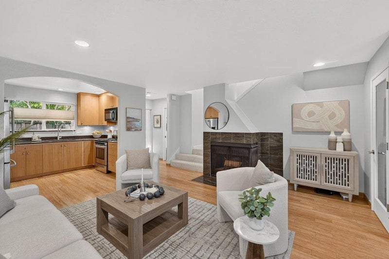 1200 Capitola Road 27