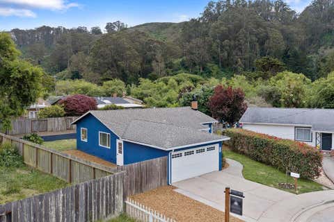 Photo of 1336 Avila Court, PACIFICA, CA 94044 (MLS # ML82048630)