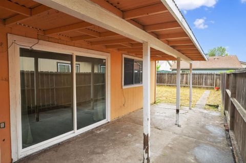 Tiny photo for 2524 Pemberton Court, STOCKTON, CA 95210 (MLS # ML82040548)