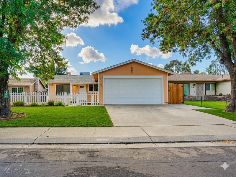2524 Pemberton Court