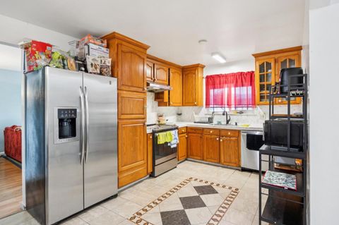 Tiny photo for 1511 Chabot Way, San Jose, CA 95122 (MLS # ML82041030)