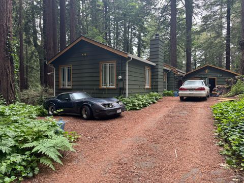 Photo of 111 Sylvan Way, LA HONDA, CA 94020 (MLS # ML82028380)