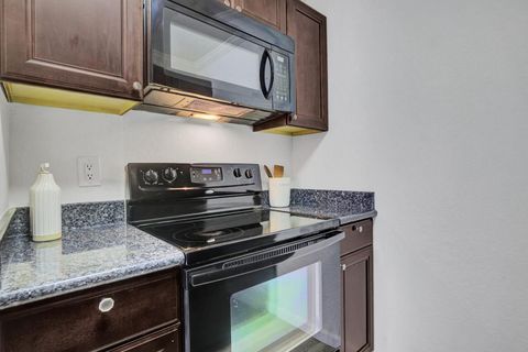 Tiny photo for 2742 Oak Road #191, WALNUT CREEK, CA 94597 (MLS # ML82028114)