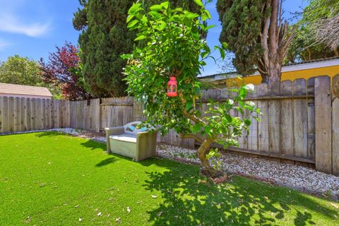 Photo of 33713 Colgate Drive, UNION CITY, CA 94587 (MLS # ML82050294)