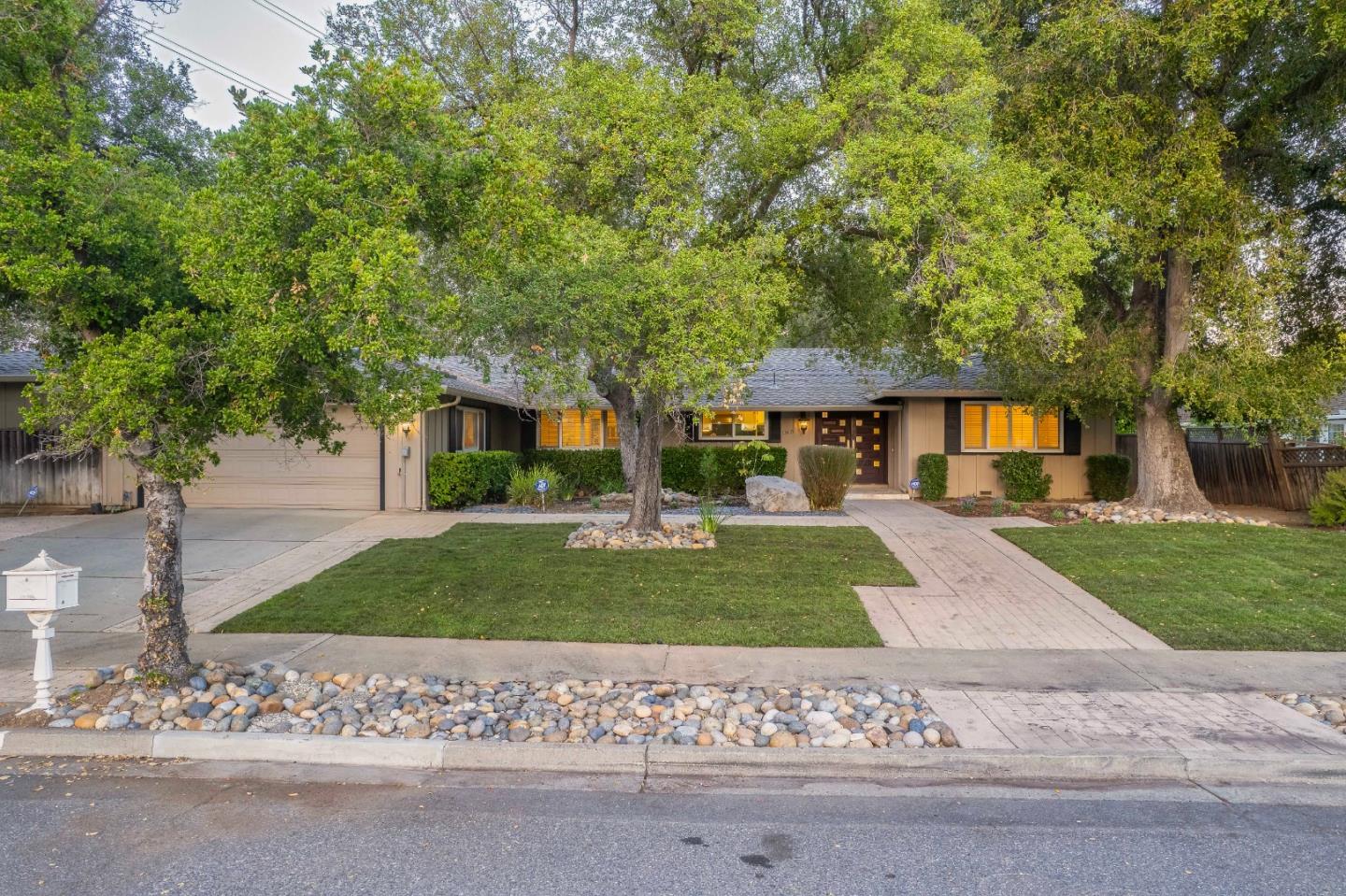 13010 Glen Brae Drive