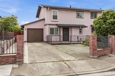 Photo of 940 B Street, UNION CITY, CA 94587 (MLS # ML82043183)