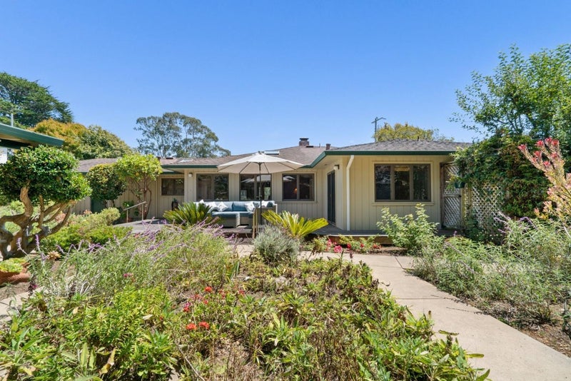 215 Lamanda Drive