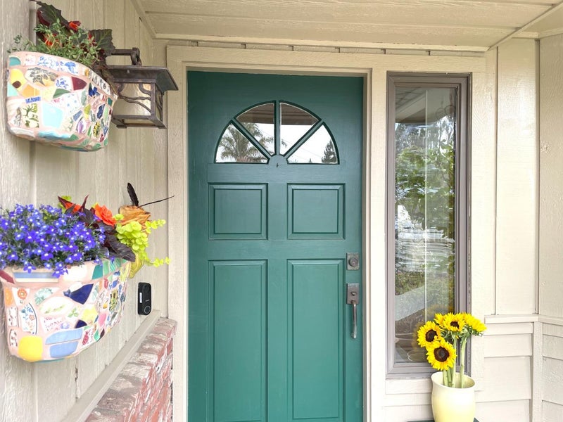 215 Lamanda Drive